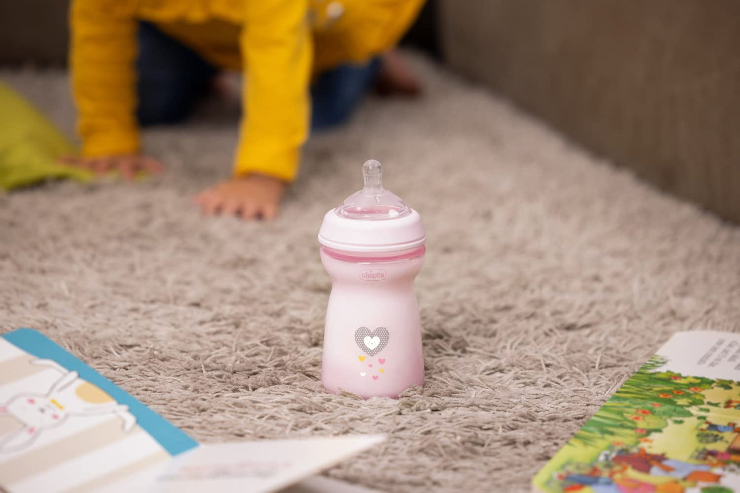 Chicco Natural Feeling pacifier bottle 330 ml, fast flow, from 6 months, pink