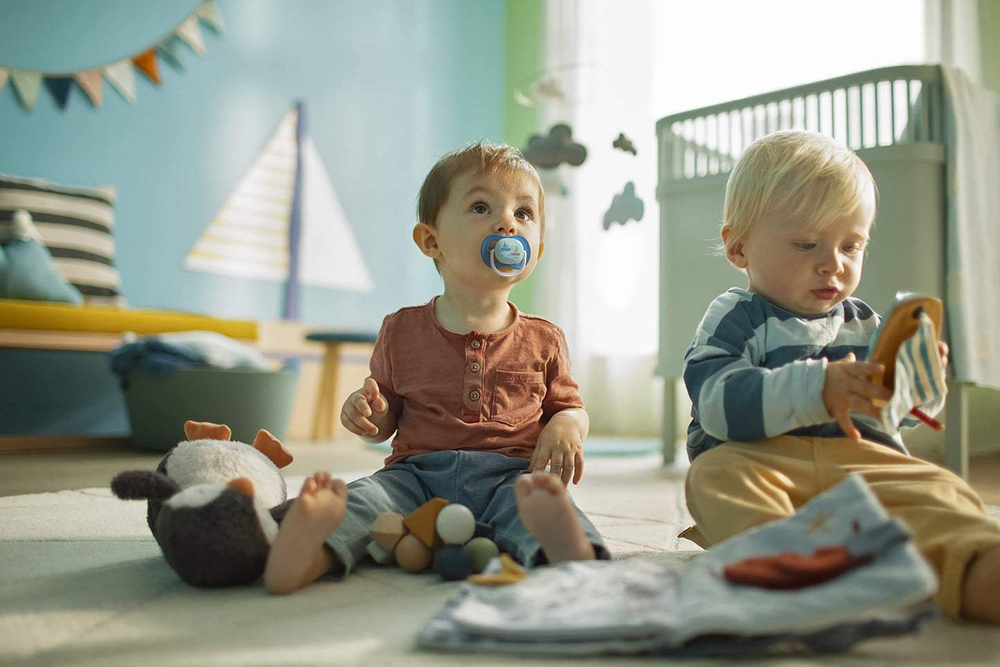 Philips Avent Ultra Air lutt, 6–18 kuud, ortodontiline, BPA-vaba, sinine/türkiis, 2 tk + steriliseerimis-/hoiukarp