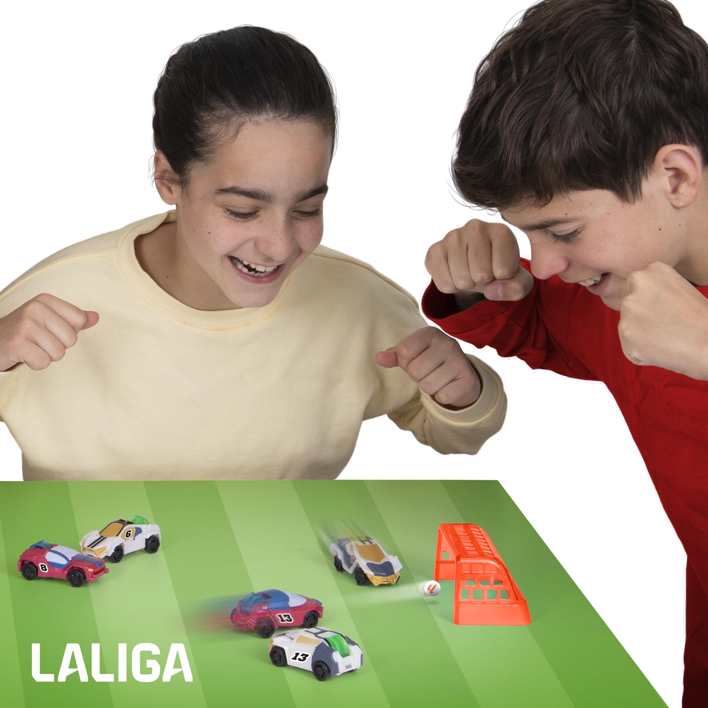 Turbo Champs LaLiga „Punane vs Sinine” võidusõidu- ja jalgpallikomplekt lastele