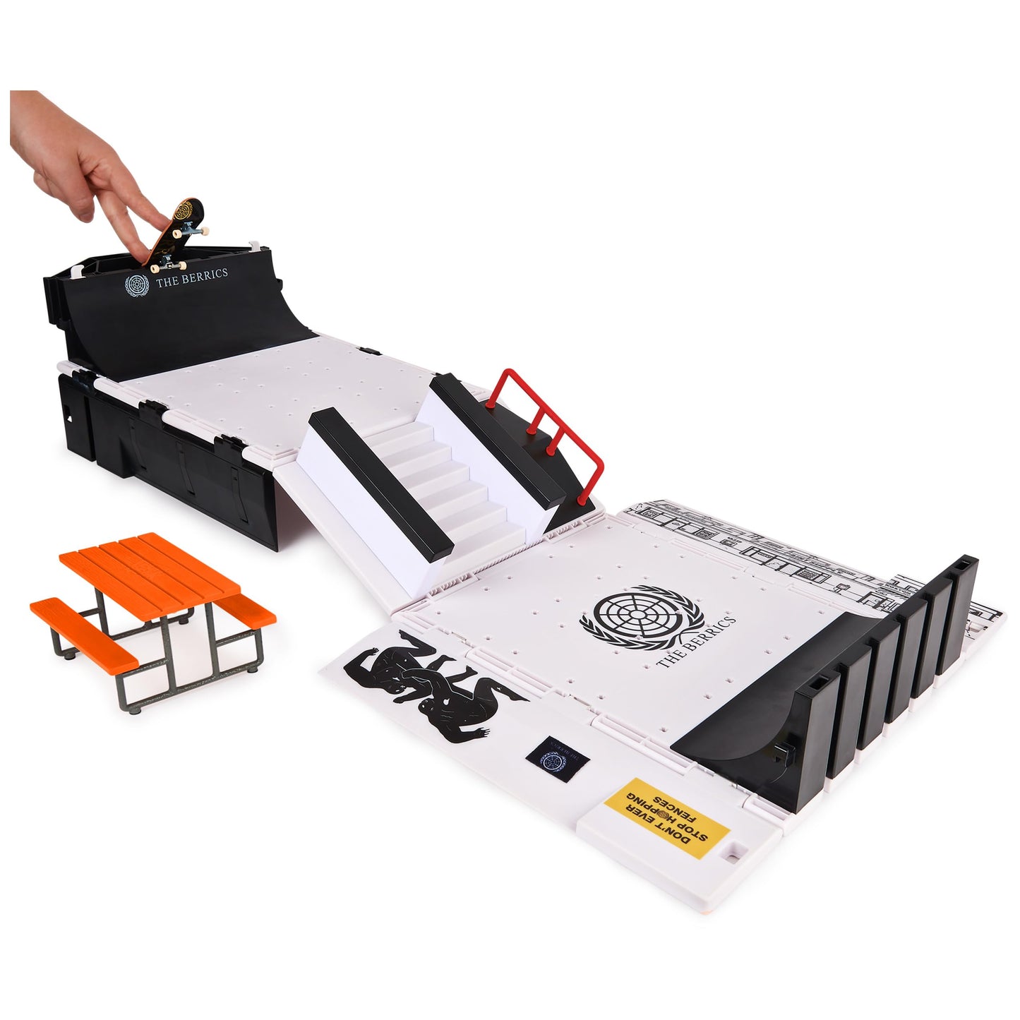 Tech Deck X-Connect The Berrics transformeeruv näpurula park hoiukastiga