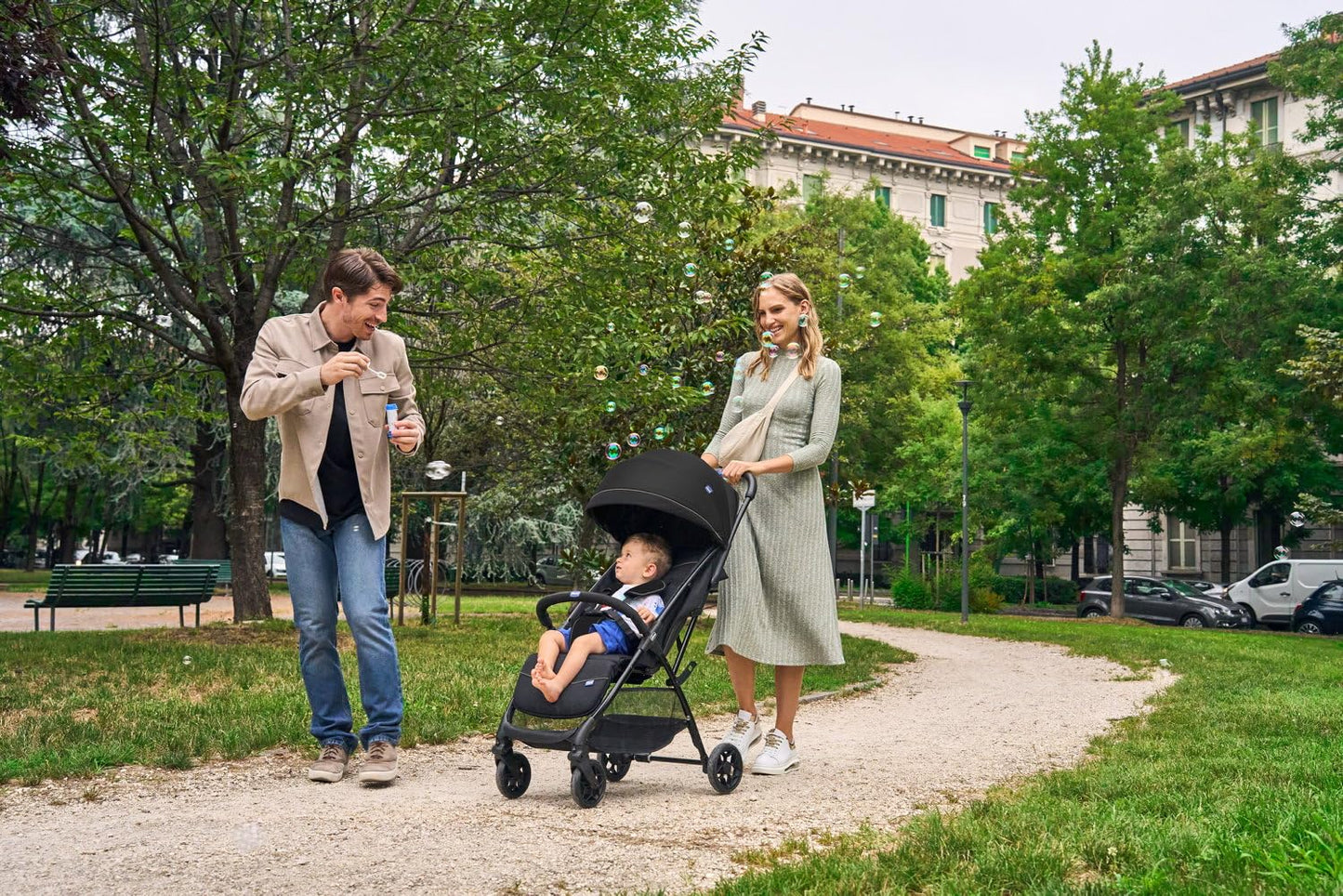 Chicco Glee jalutuskäru, must/kollane