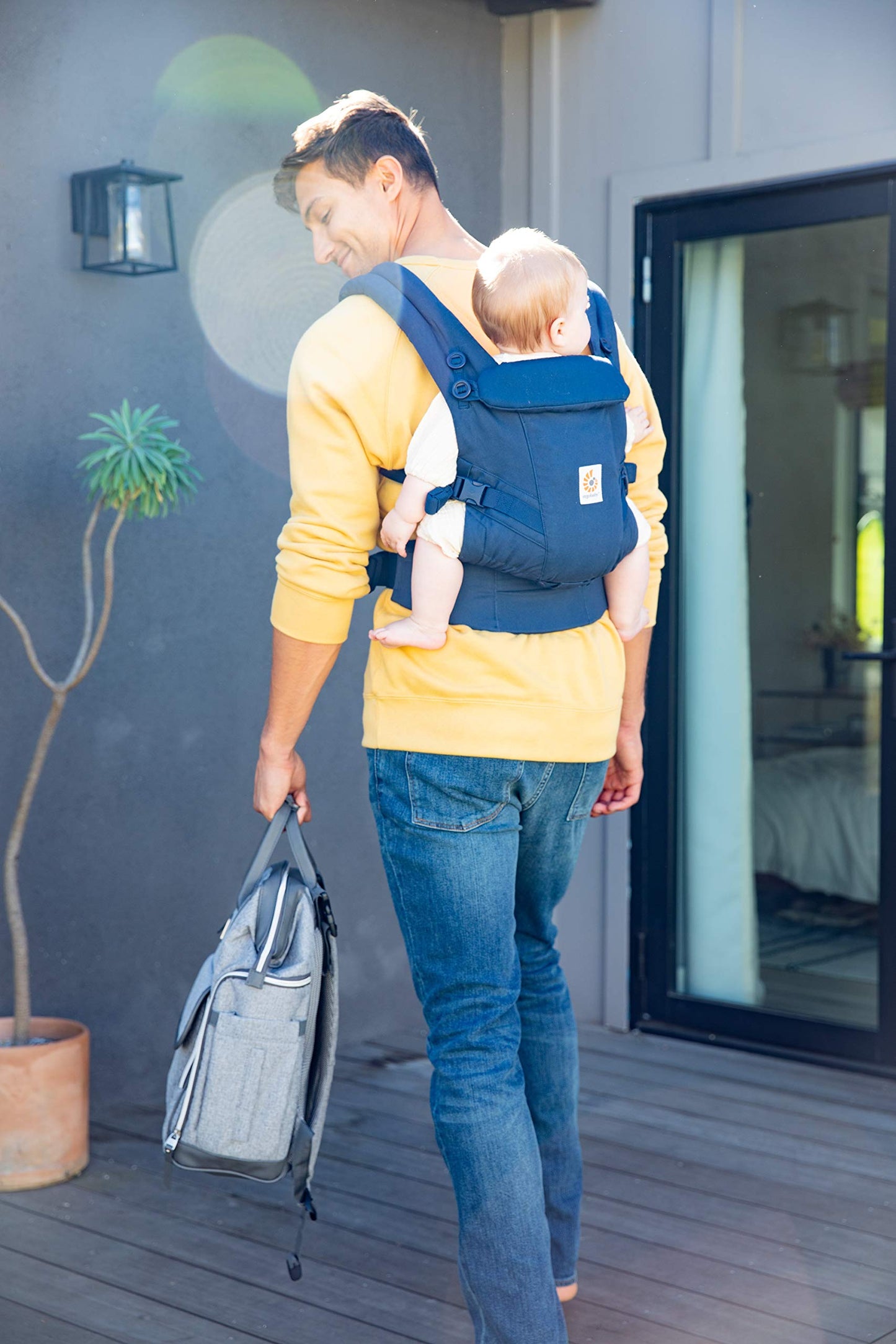 Ergobaby Adapt ergonoomiline kandekott, 0–3 a, kuni 20 kg, 3 kandesuunda, tumesinine