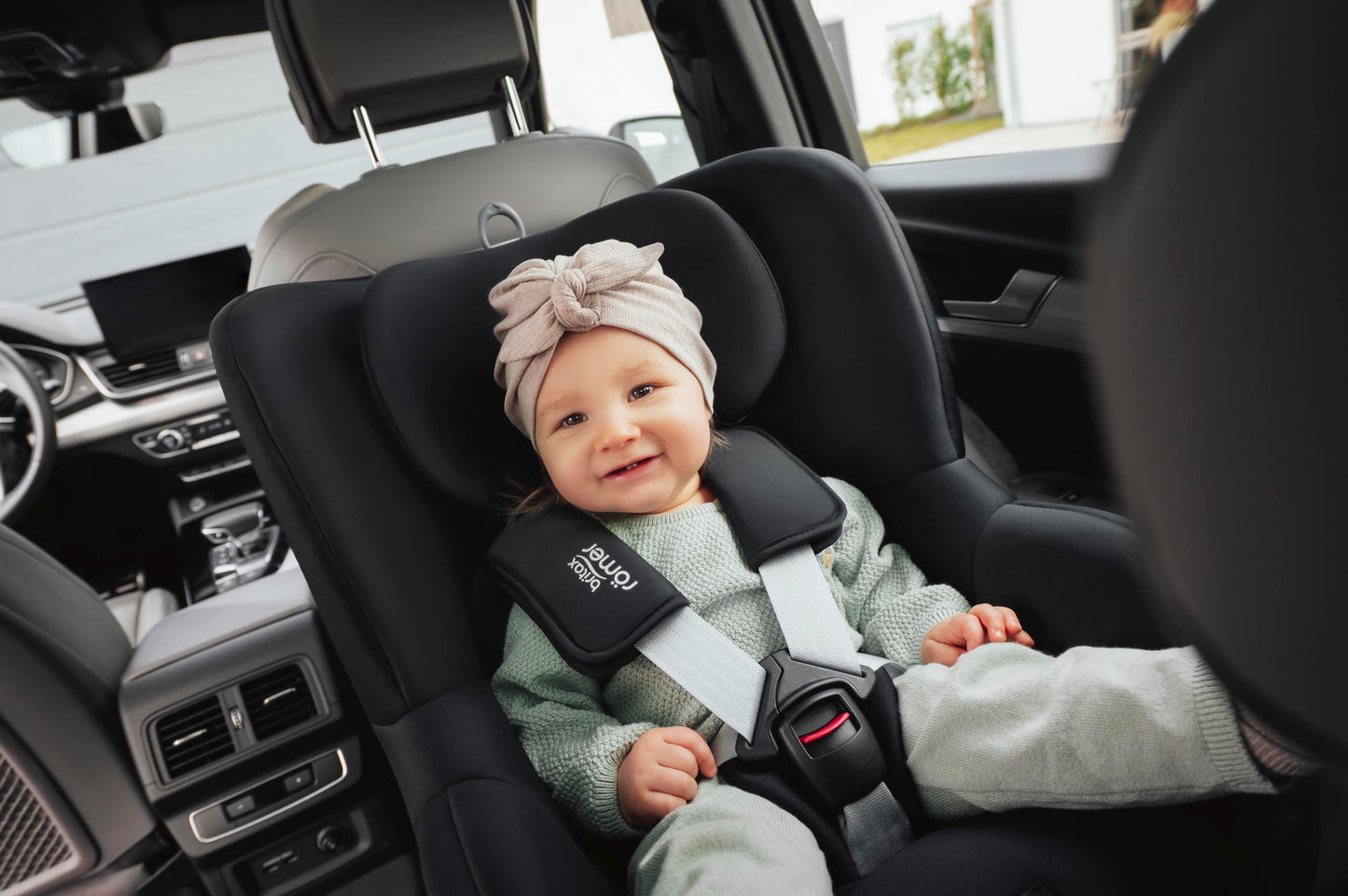 Britax Römer DUALFIX PLUS 360° rotating car seat 40–105 cm, ISOFIX, Night Blue