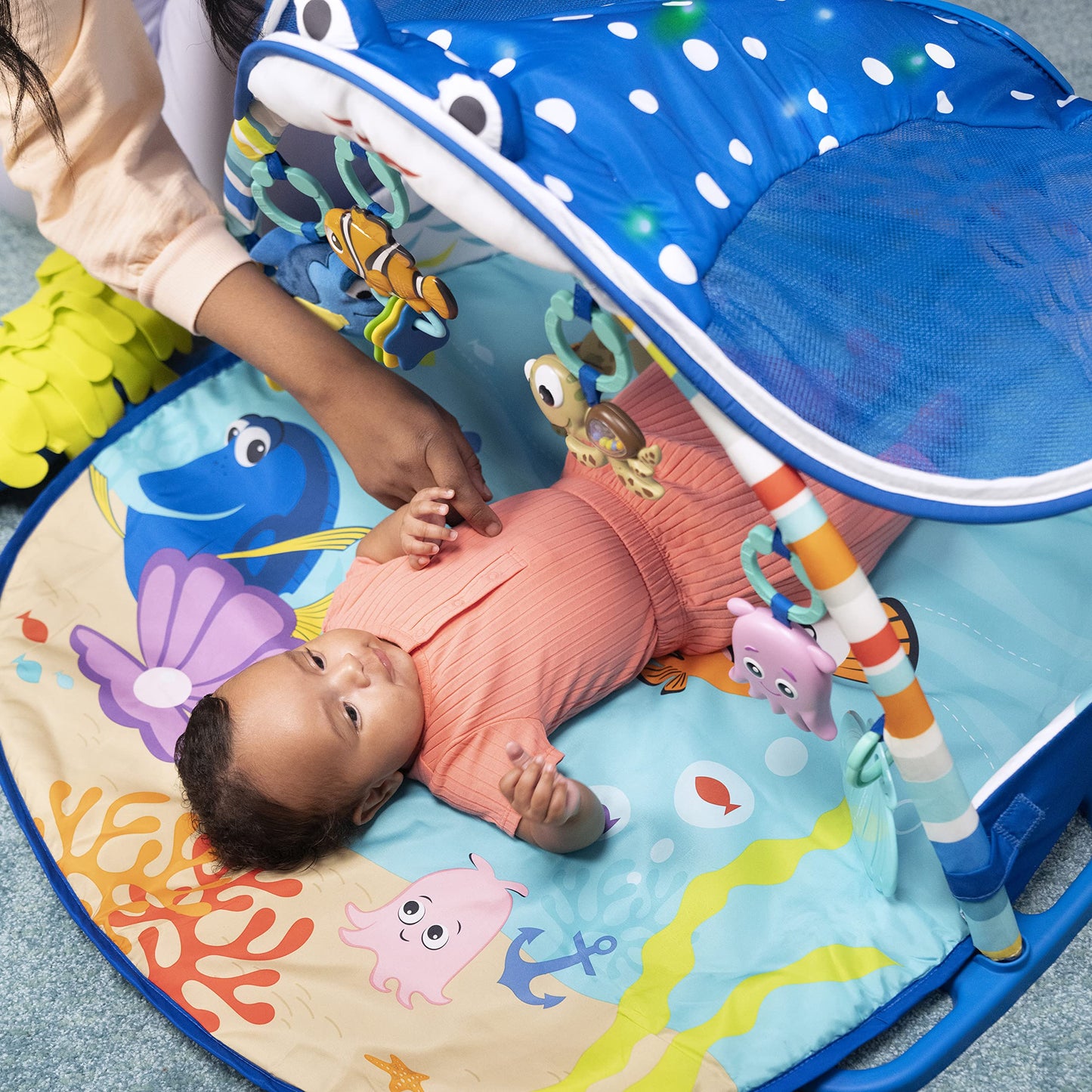 Bright Starts Disney Baby Finding Nemo Mr. Ray play mat and activity center