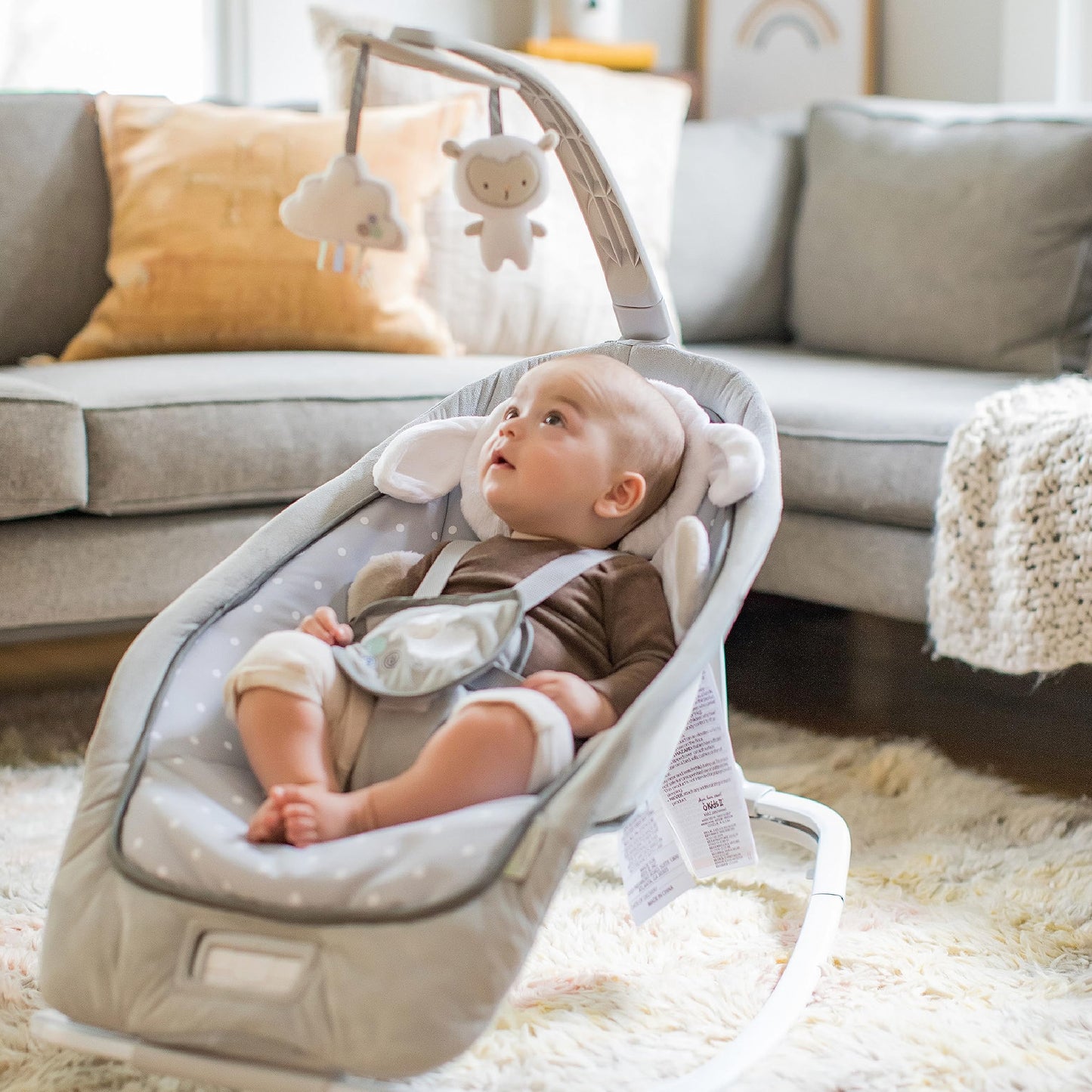 Ingenuity 2-in-1 Cuddle Lamb beebitool ja kiik 0–30 kuud