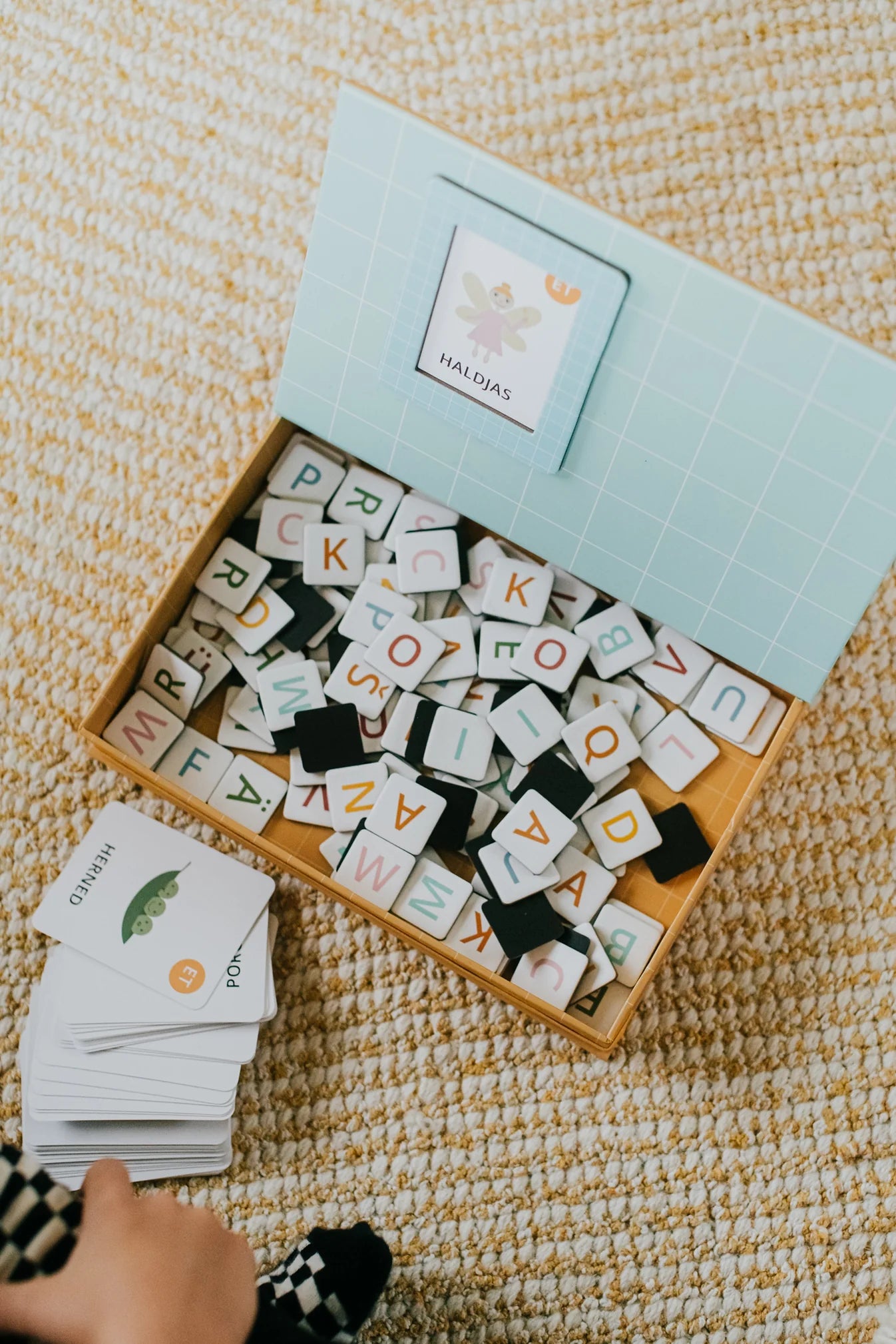 Magnetitähestik ET/EN õppemäng