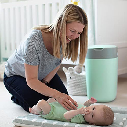 Tommee Tippee Twist & Click Advanced mähkmekonteiner + 6 täitekassetti, valge