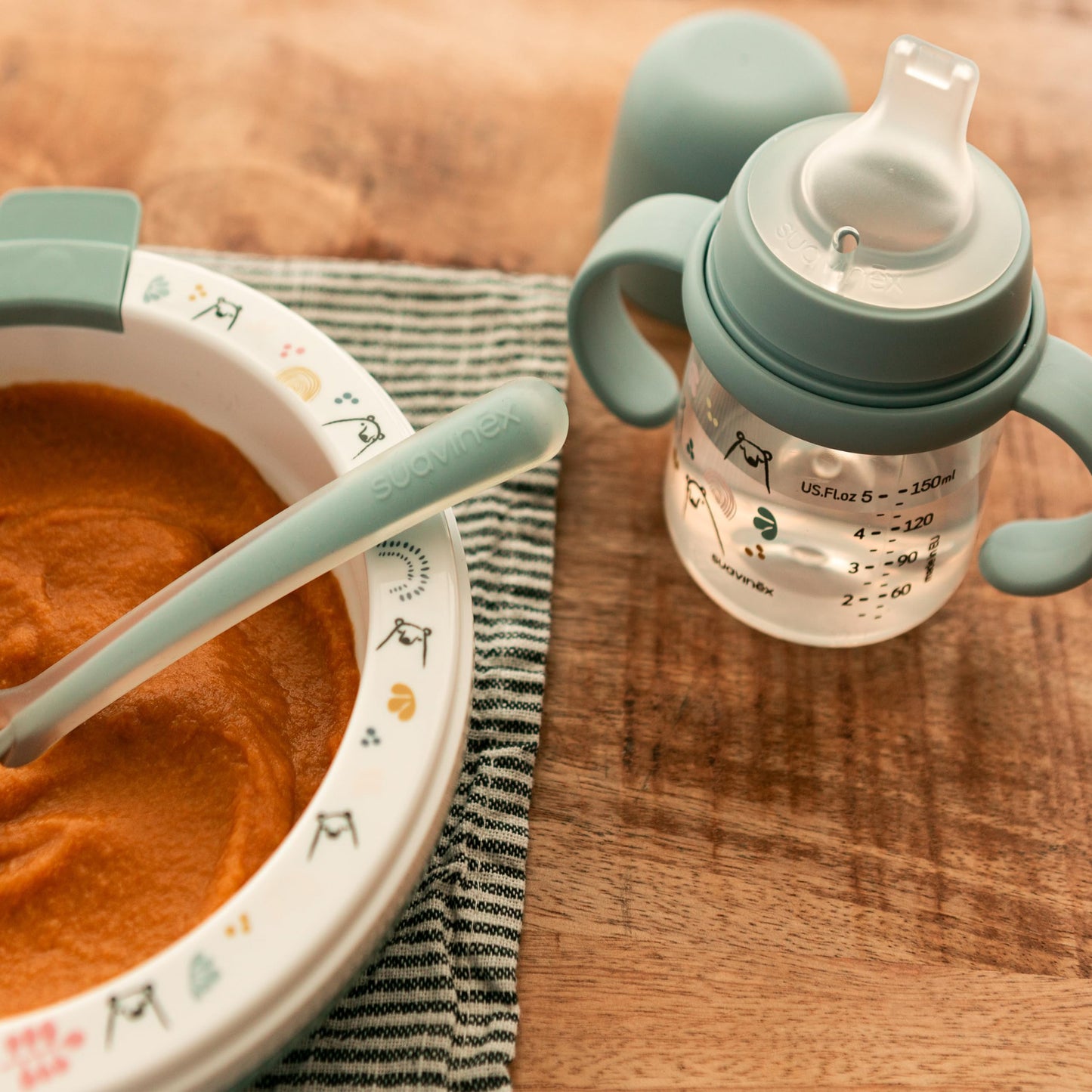 Suavinex õppimistops sangadega, pehme silikoonist joogitila, 150 ml, 6+ kuud, sinine (Bears)