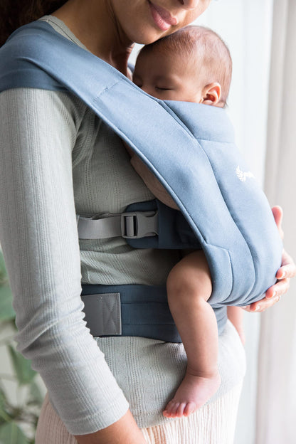 Ergobaby Embrace vastsündinu kandelina, pehme ja ergonoomiline, Oxford Blue