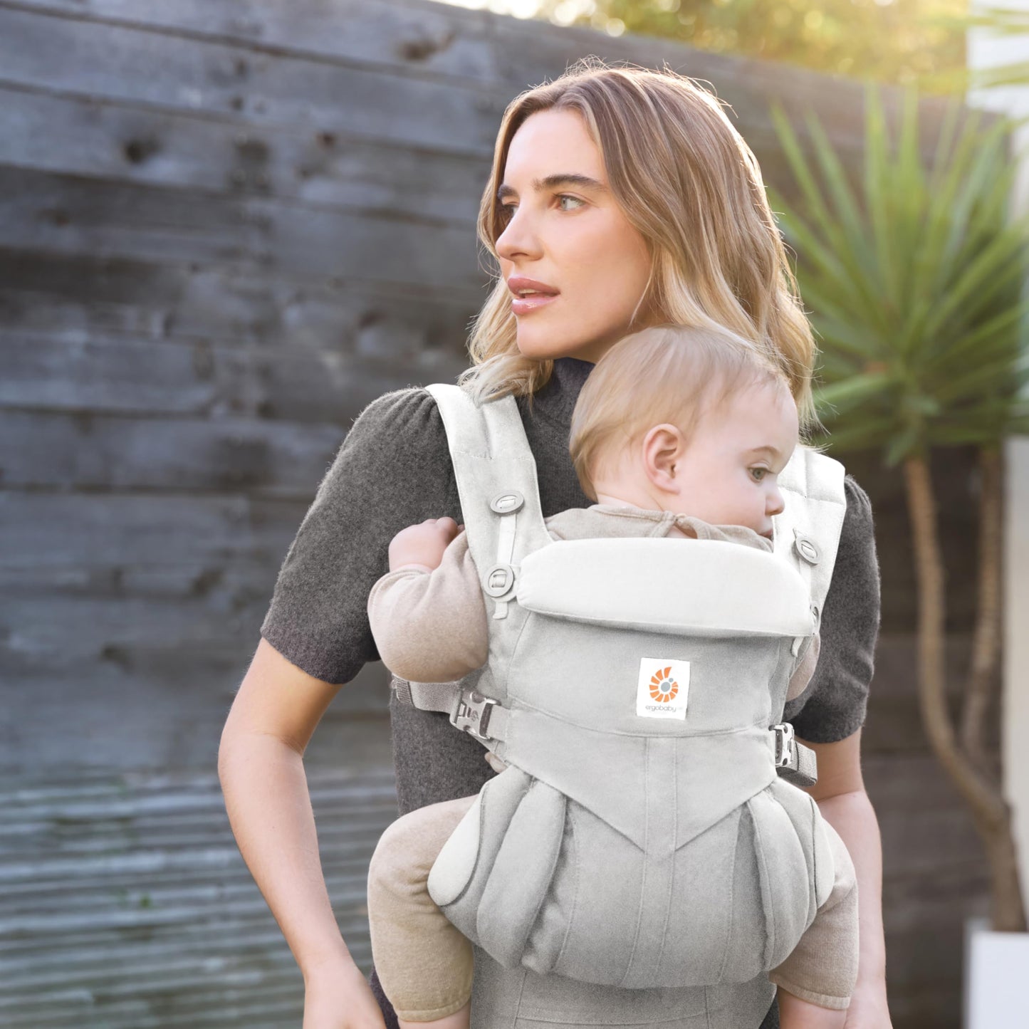 Ergobaby Omni 360 Classic kandekott 0–48 kuud, Pearl Grey