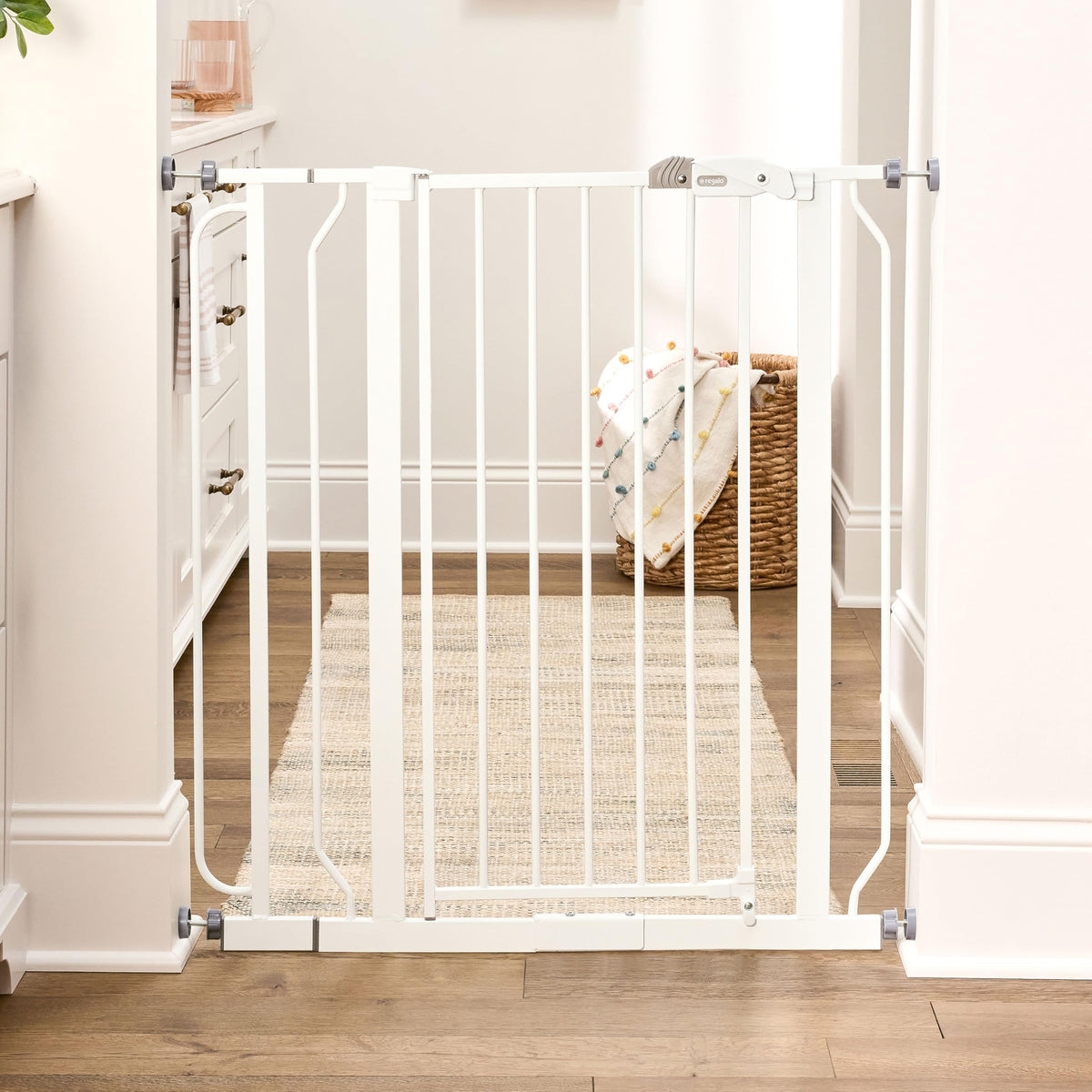 Regalo Easy Step Extra Tall turvavärav, valge, 73,6–90 cm, 91,4 cm kõrge