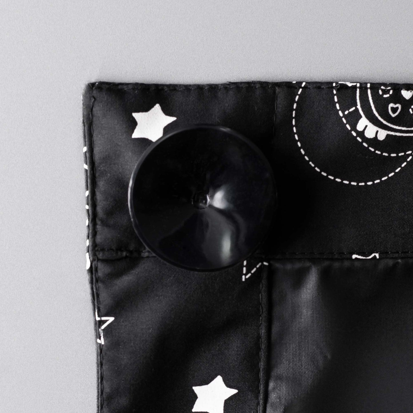 Tommee Tippee Sleeptight kaasaskantav pimendav kardin, keskmine, 99 × 130 cm