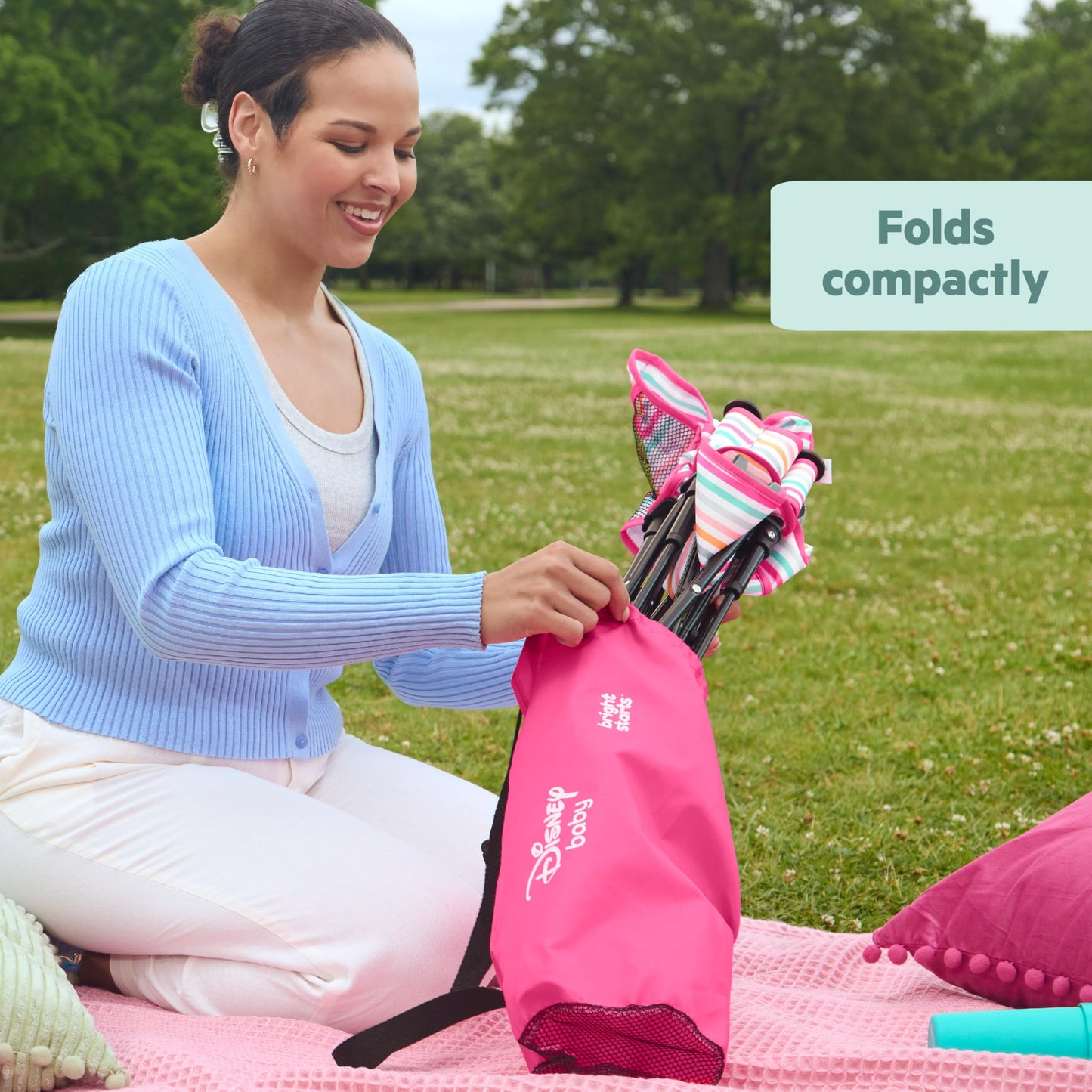 Bright Starts Disney Minnie Mouse Pop ’N Sit kaasaskantav söögitool, kasutamiseks sise- ja välitingimustes, 6 kuud – 3 aastat