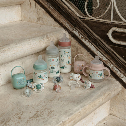 Suavinex 2-osaline komplekt – koolikute vastased beebipudelid 360 ml, sinine ja roheline