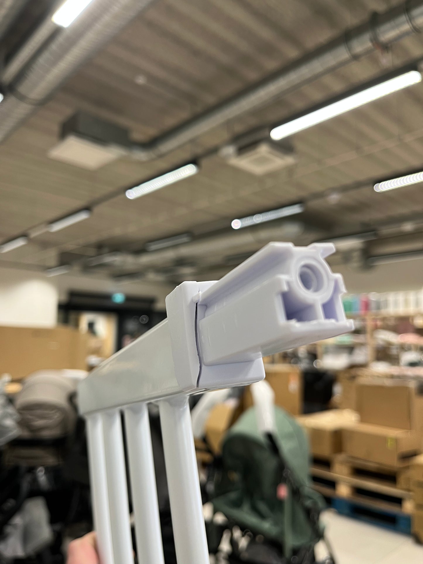 Safety 1st Easy Close metallist turvavärava 28 cm pikendus, valge