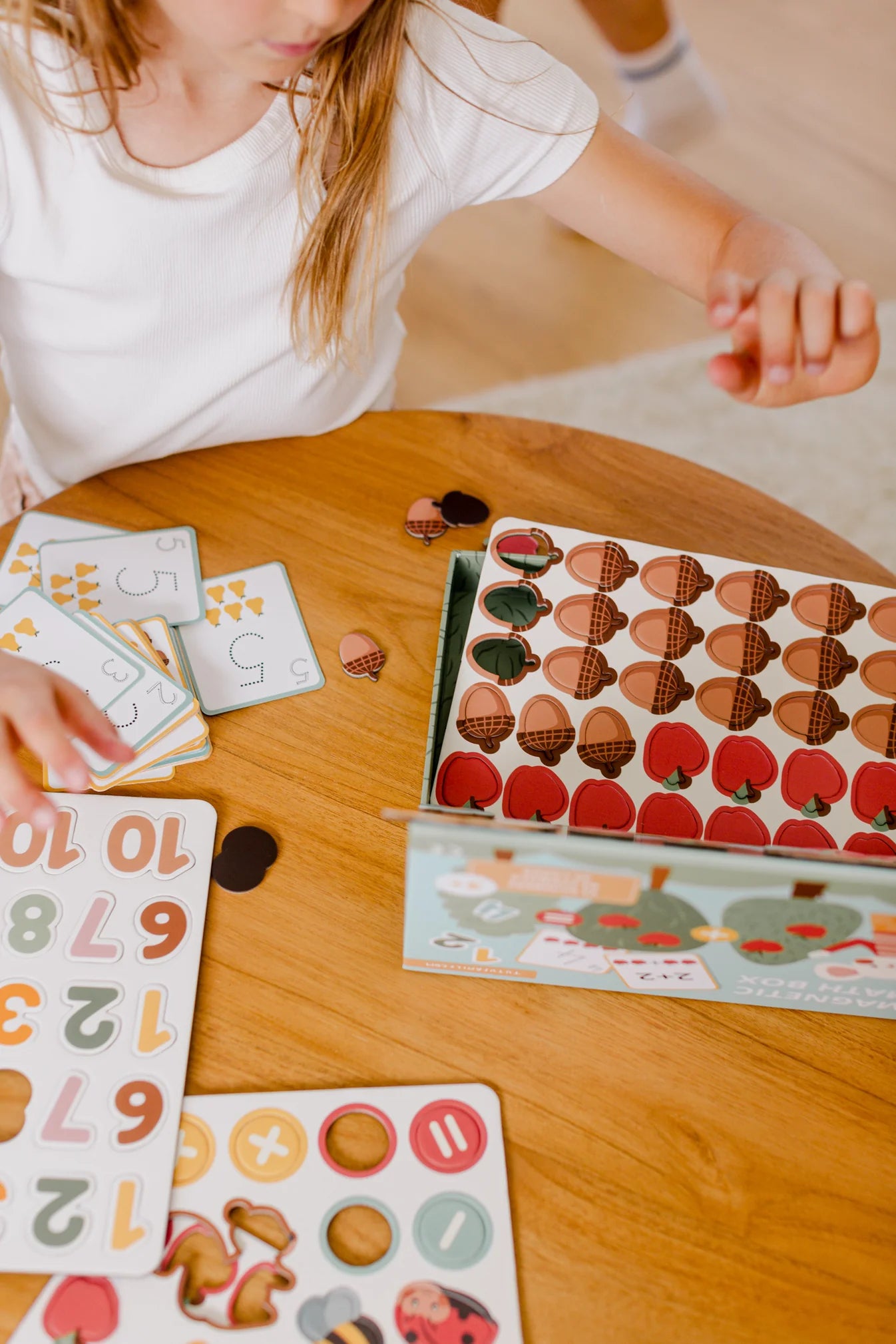 Magnetiline matemaatika õppemäng lastele